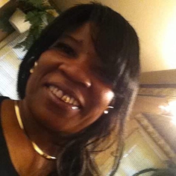 Meet your Posher, Linda - Picture 1 of 1